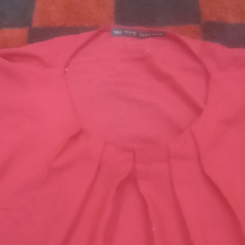 Zara top (L) - Picture 2 of 3